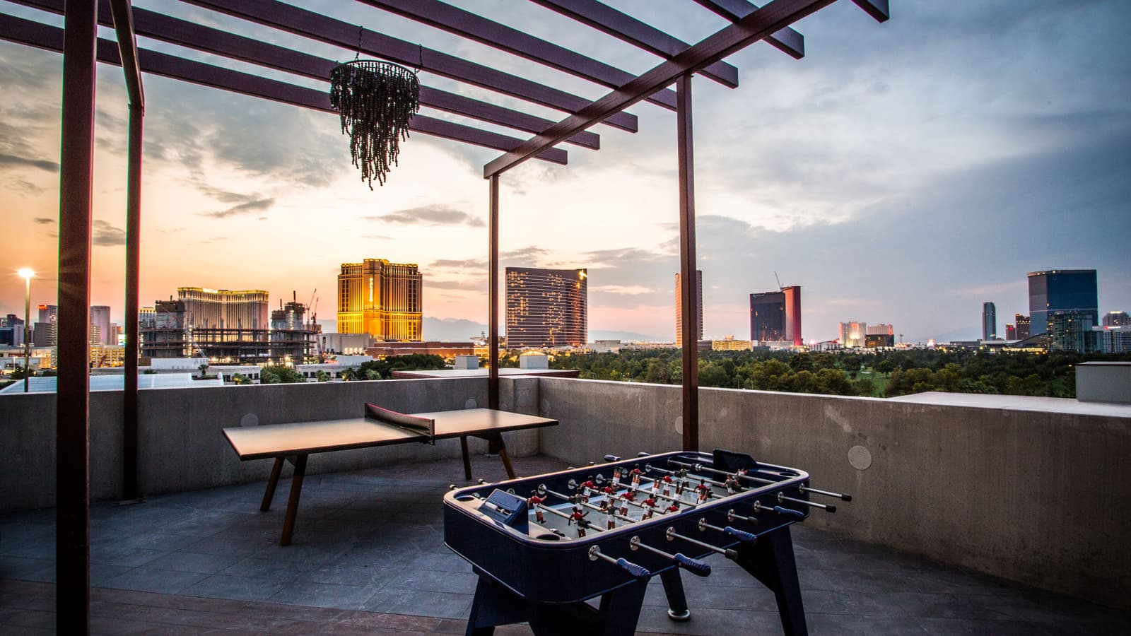 Elysian at Hughes Center® Luxury Las Vegas Strip Apartments