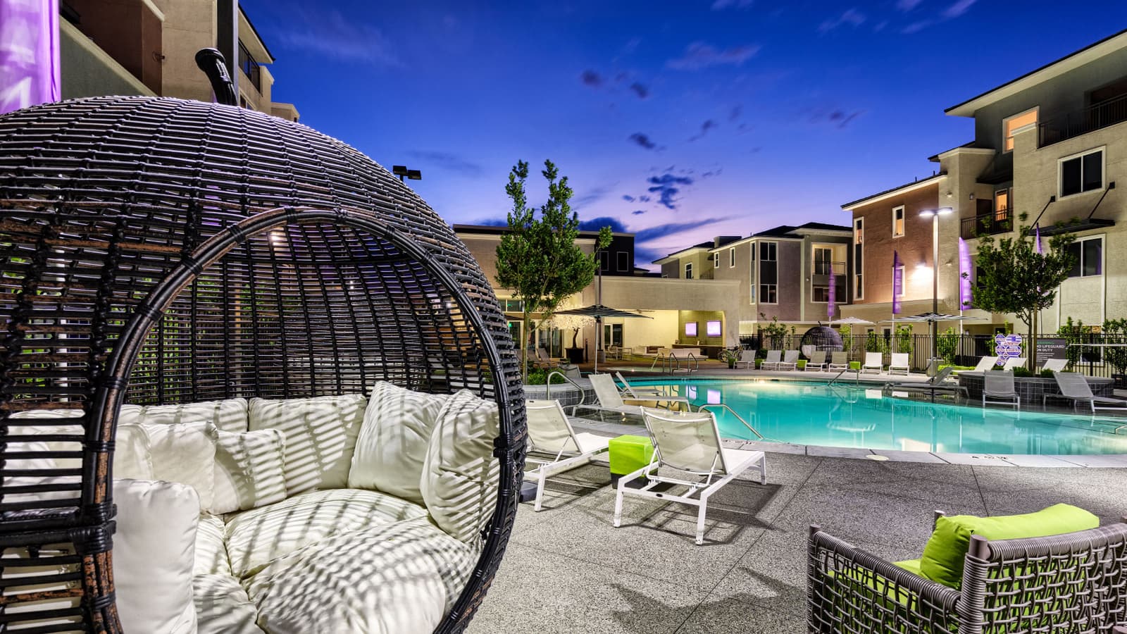 1, 2 & 3 BR Apartments in Green Valley Ranch in Henderson, NV Elysian