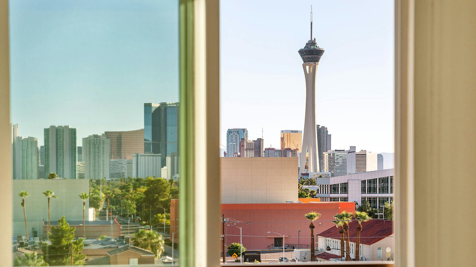 Skyline View from Ely on Fremont - Downtown Las Vegas Apartments